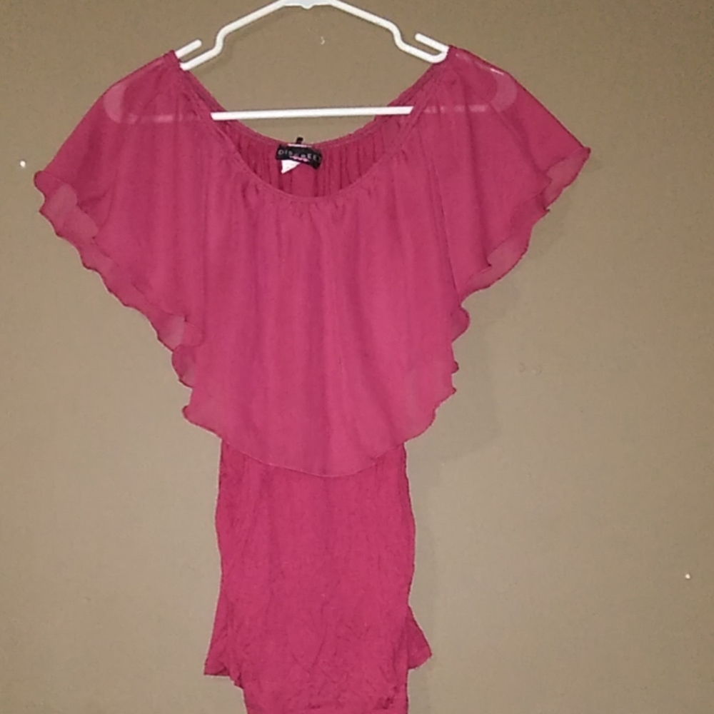 Fitted Off the Shoulder Ruffled Top